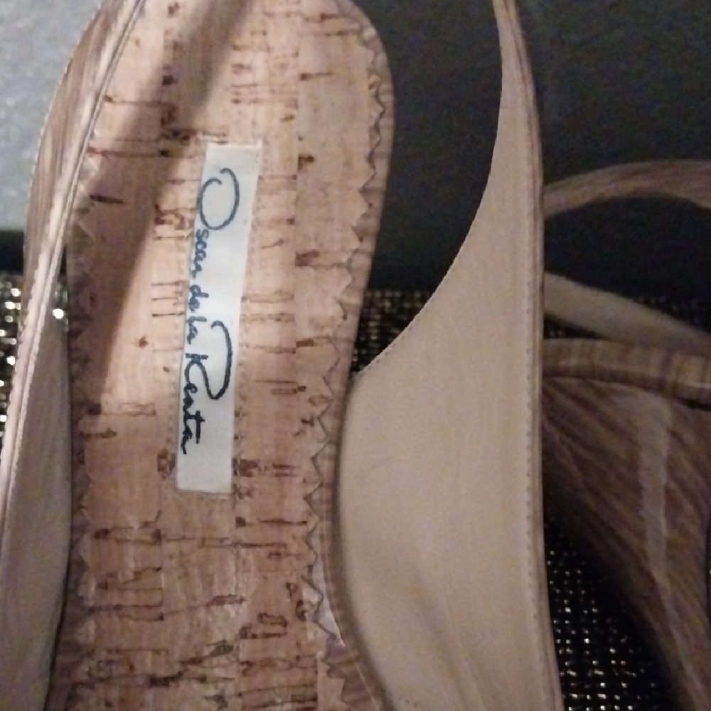 Elegant Tan Platform Heels - Picture 2 of 4